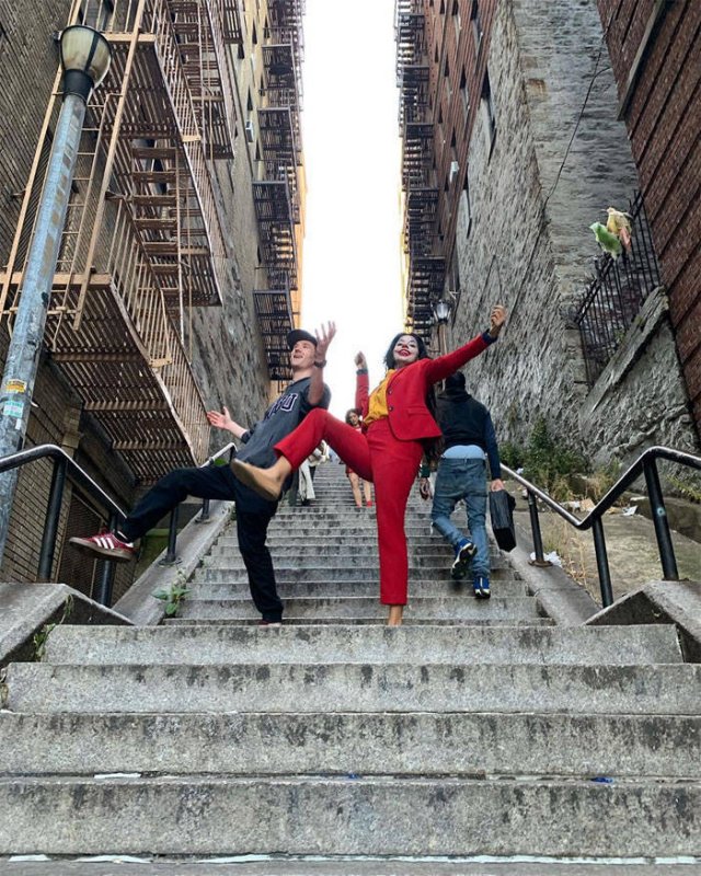 The Joker Stairs In The Bronx (17 pics)
