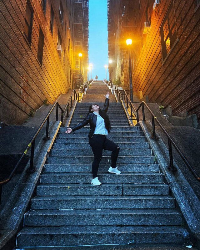 The Joker Stairs In The Bronx (17 pics)