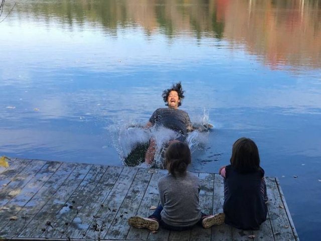 In The Right Place At The Right Time (47 pics)