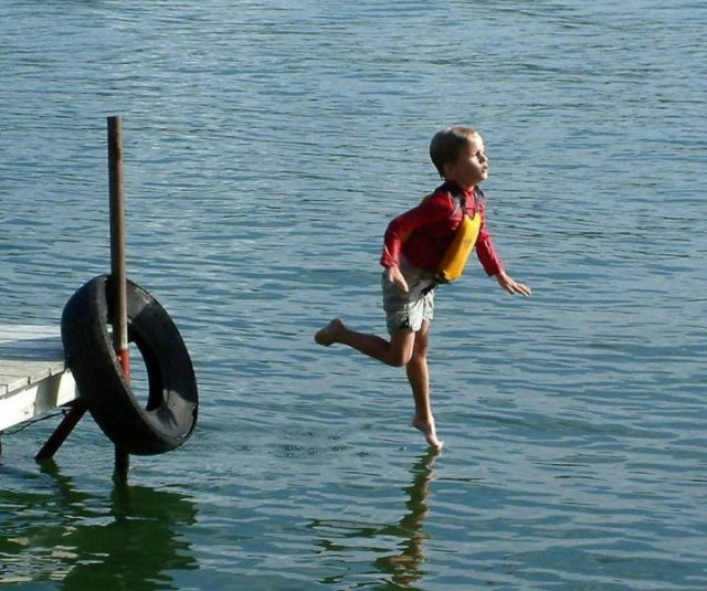 In The Right Place At The Right Time (47 pics)