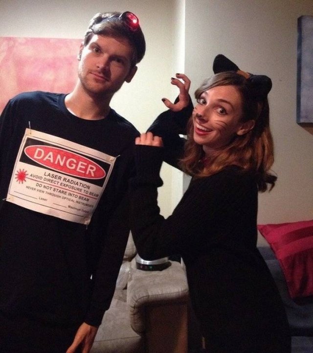 Couples Halloween Costumes (23 pics)