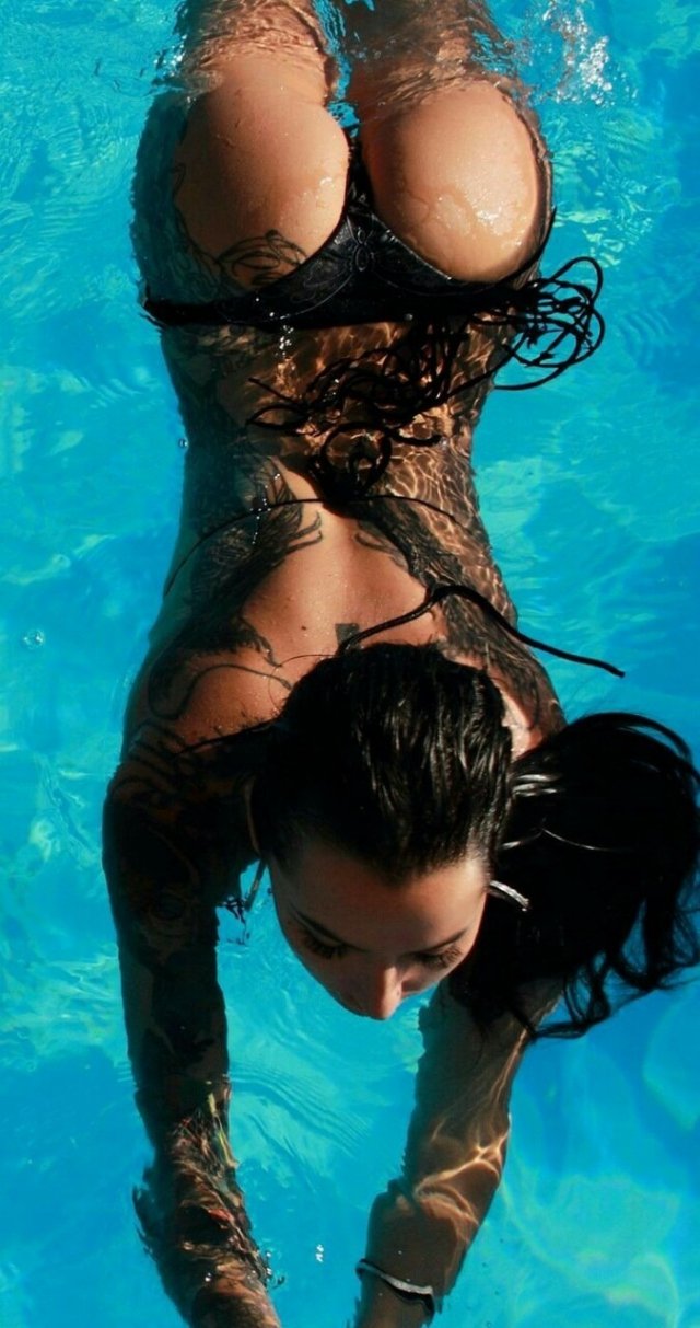 Pretty Girls (97 pics)