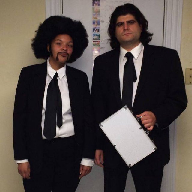 Halloween Couple Costumes (37 pics)
