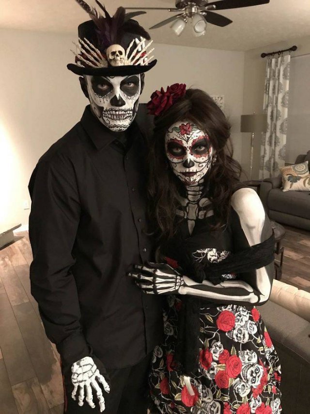 Halloween Couple Costumes (37 pics)