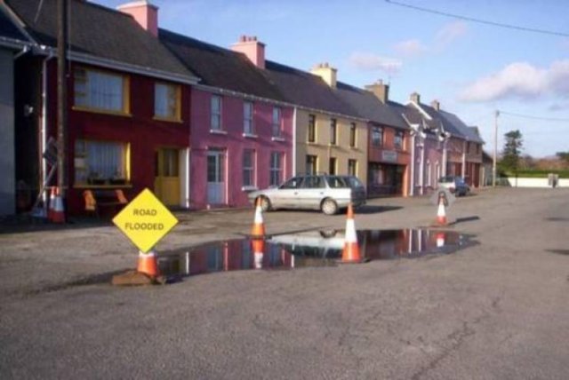 Meanwhile In Ireland (42 pics)