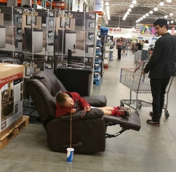 Welcome to America! (37 pics)