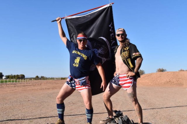 Welcome to America! (37 pics)