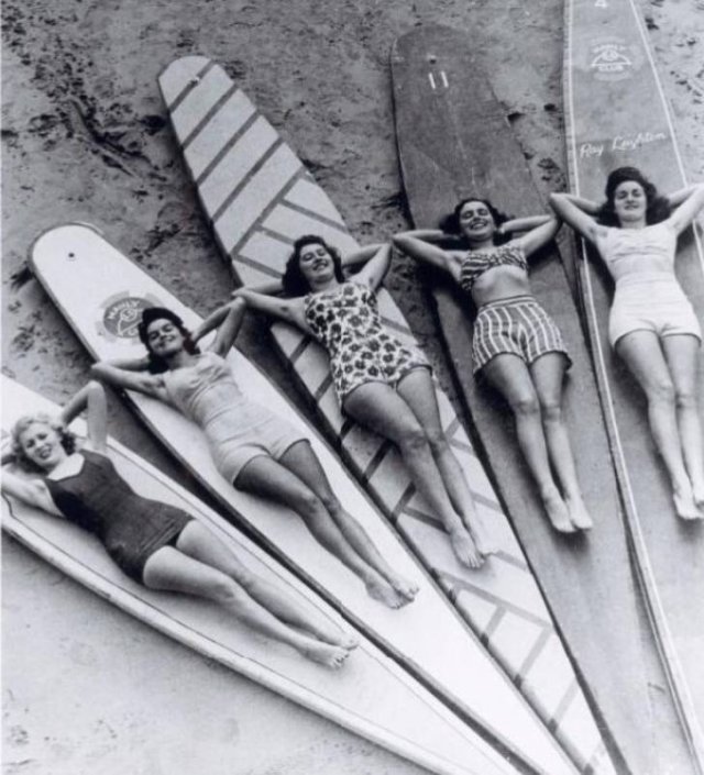 Retro Photos Of Women (22 pics)