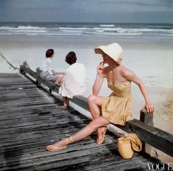 Retro Photos Of Women (22 pics)