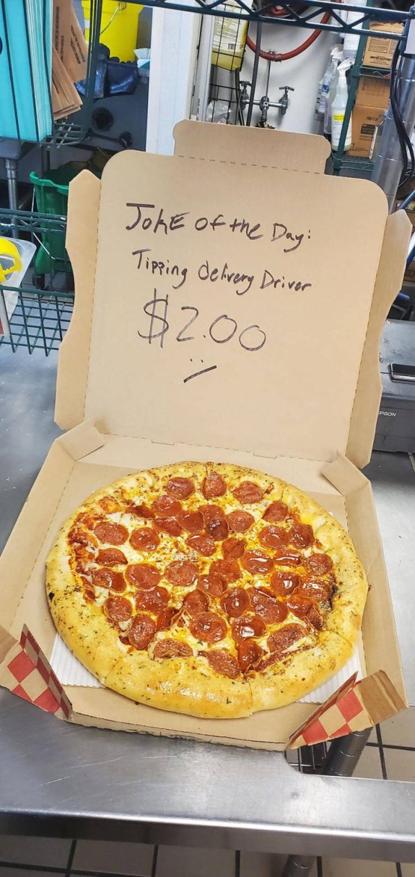 These Can Only Happen At Work (32 pics)