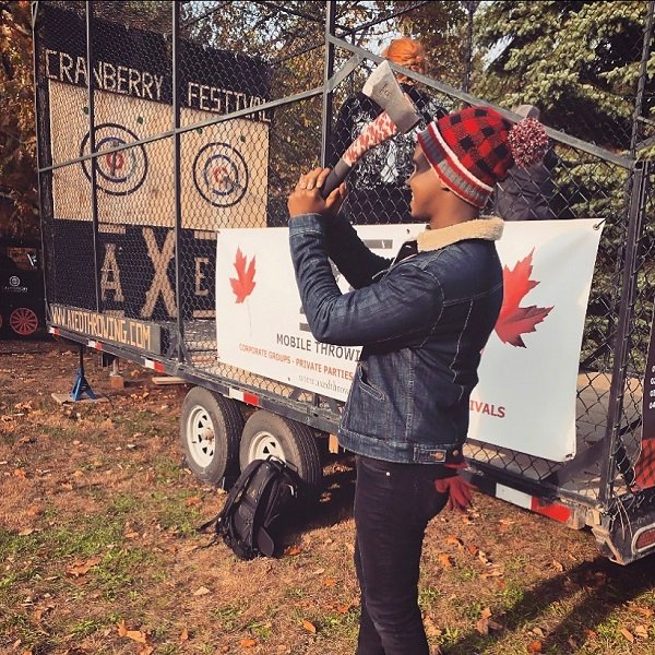 Welcome To Canada! (19 pics)