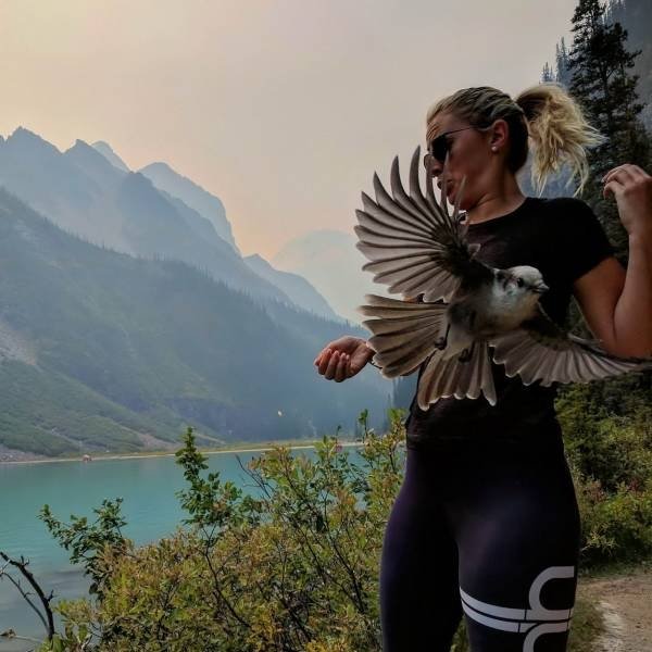 In The Right Place At The Right Time (38 pics)