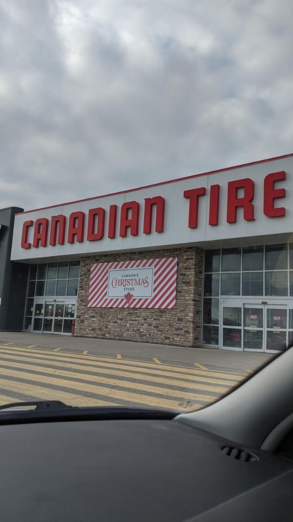Welcome To Canada! (19 pics)