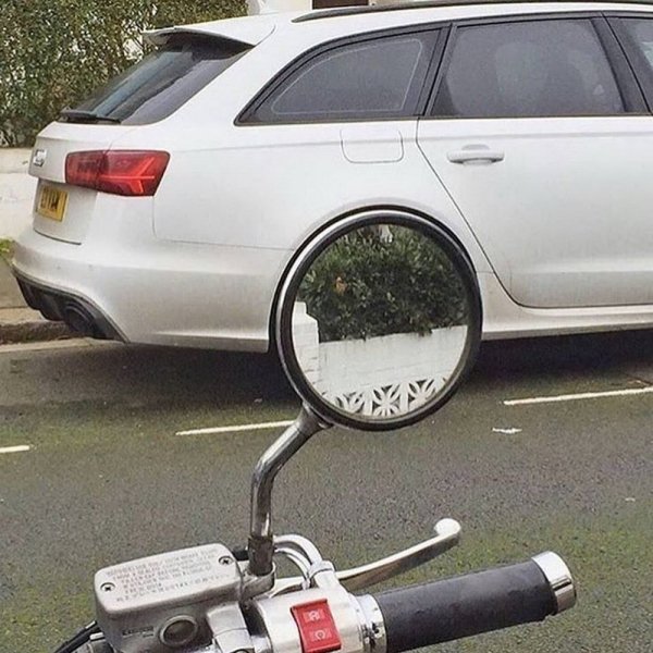 In The Right Place At The Right Time (38 pics)