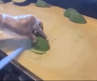 Amazing Knife Skills (20 gifs)