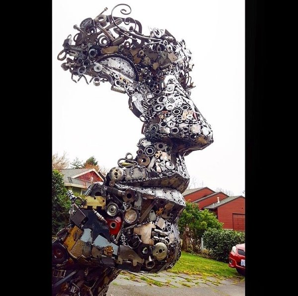 Amazing Junk Metal Sculptures (32 pics)