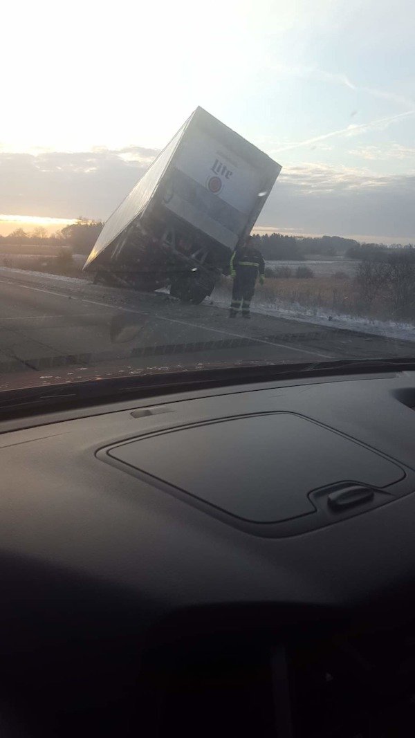 What's Going On Here? (25 pics)