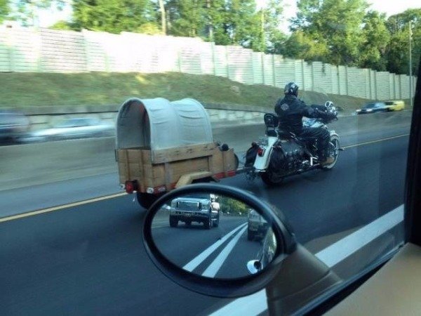 What's Going On Here? (25 pics)