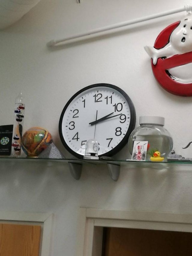 It Doesn't Look Right (48 pics)