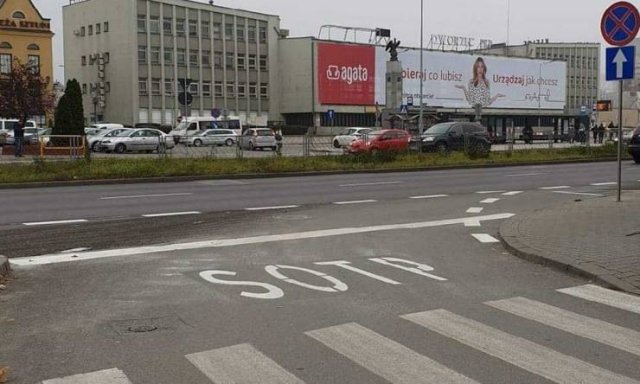 It Doesn't Look Right (48 pics)