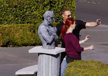 Don't Touch Living Statues (18 gfs)