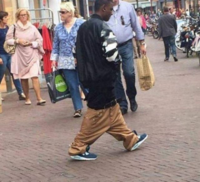 Strange Fashion (29 pics)