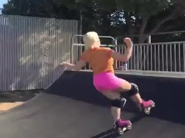 Great Combination: Roller Skates And Short Shorts