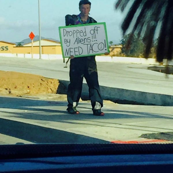Handmade Signs From Homeless People (21 pics)
