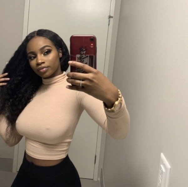 Braless (40 pics)