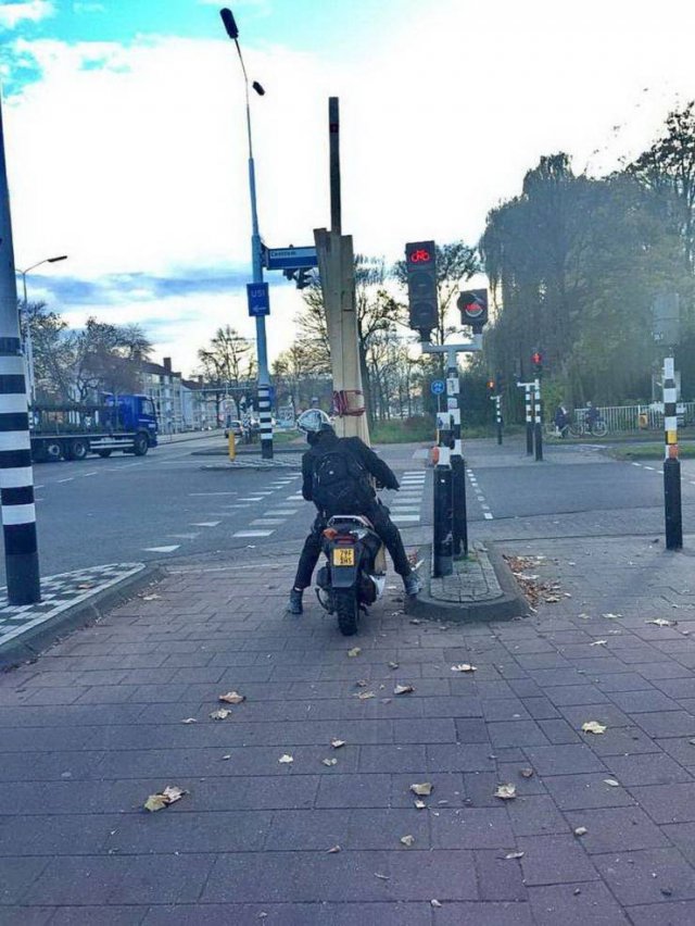 Strange Vehicles (44 pics)
