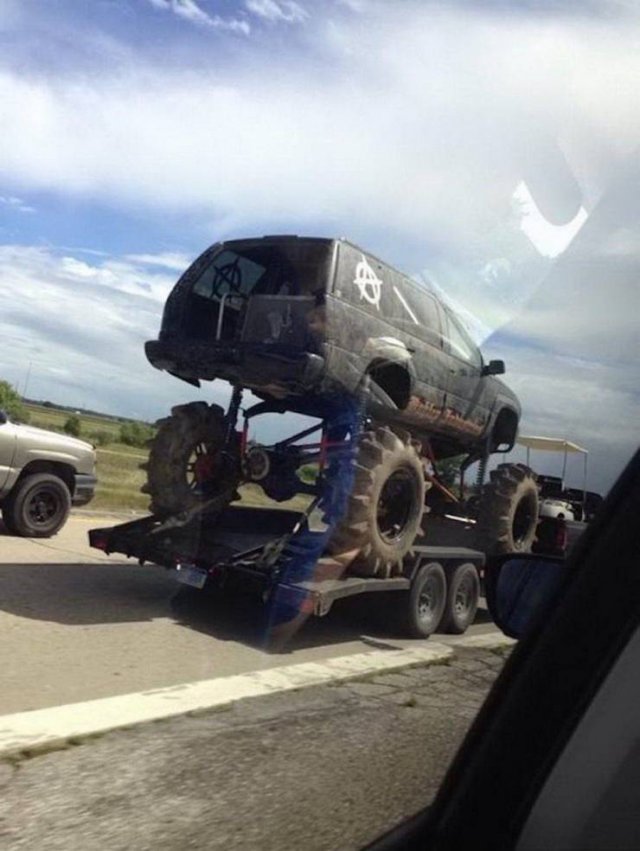 Strange Vehicles (44 pics)