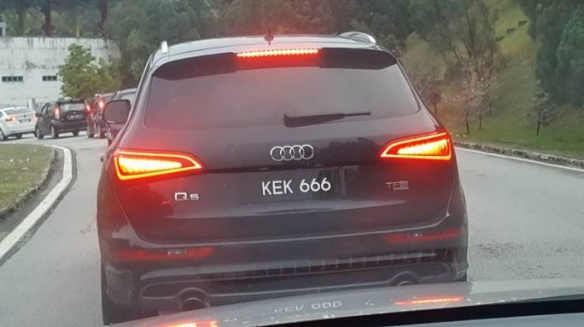 Strange Vehicles (44 pics)