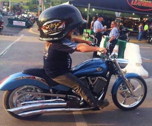 Strange Vehicles (44 pics)