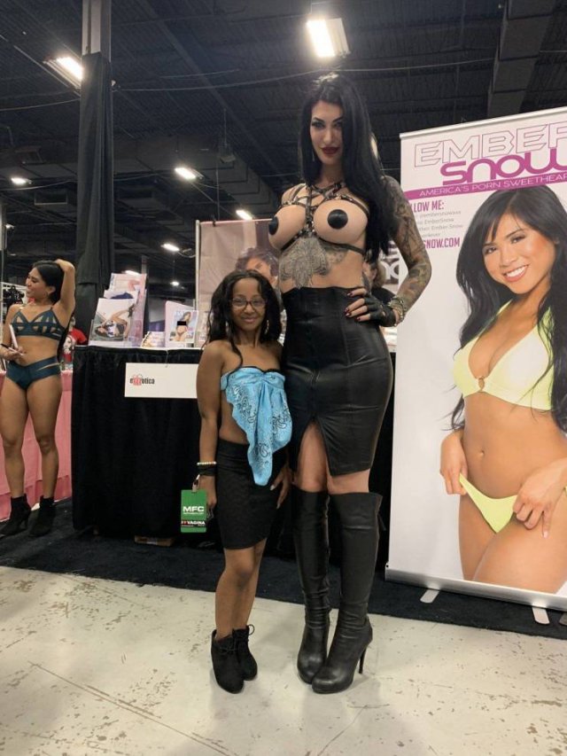Girls Can Be So Different (60 pics)
