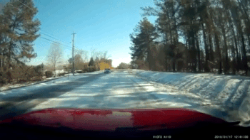 Scary And Unexpected Moments (15 gifs)