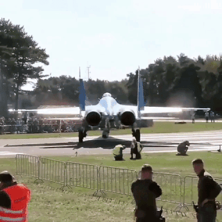 Scary And Unexpected Moments (15 gifs)