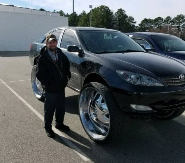 Show Me Your Weird Car (40 pics)