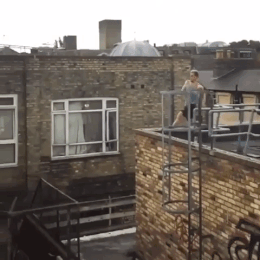 Scary And Unexpected Moments (15 gifs)