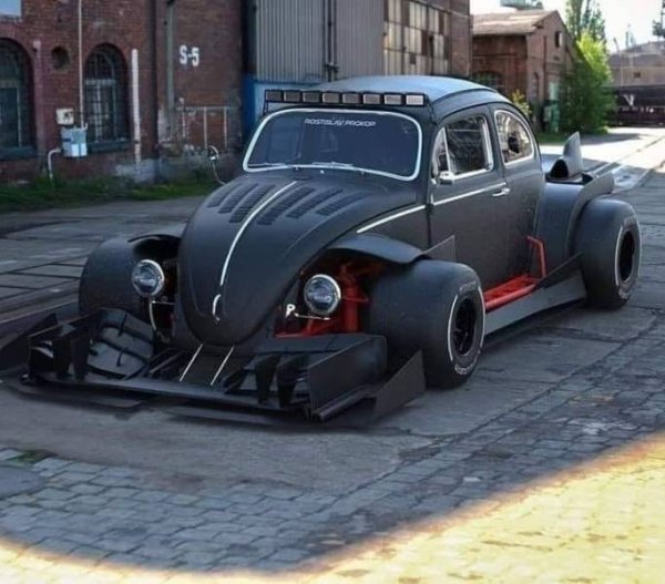 Show Me Your Weird Car (40 pics)