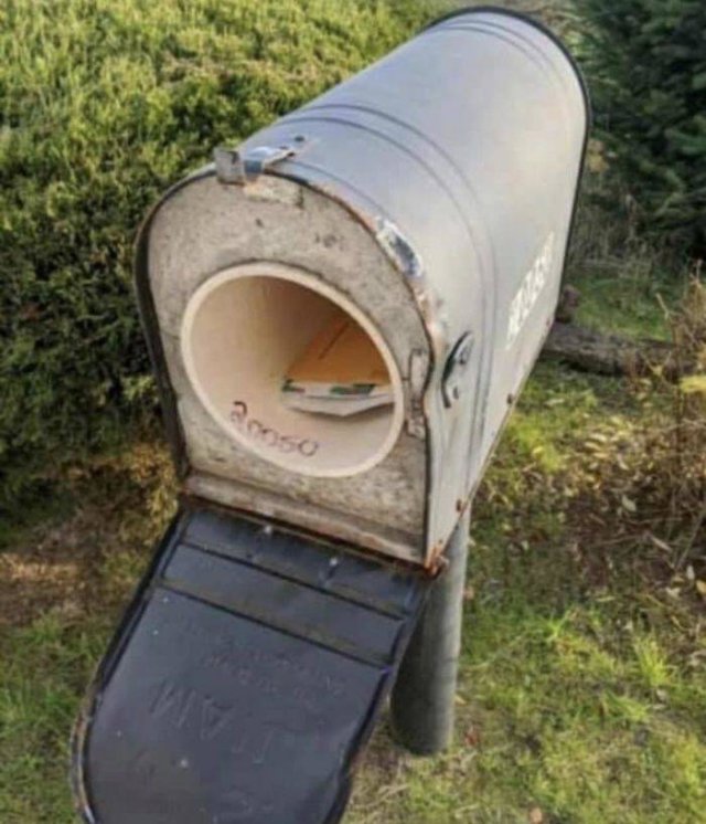 Smart Trick From The Mailbox Owner (8 pics)