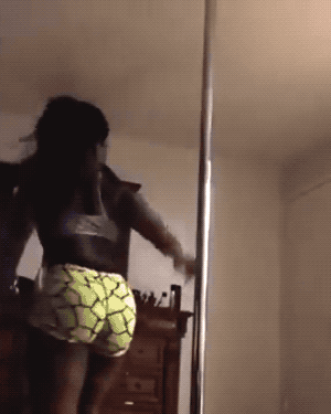 When Pole Dancing Goes Wrong (18 gifs)
