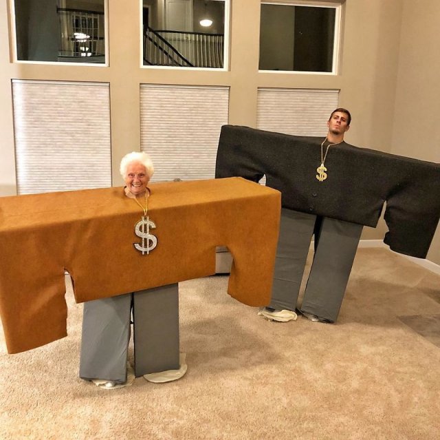 93-Year-Old Grandma And Her Grandson (30 pics)