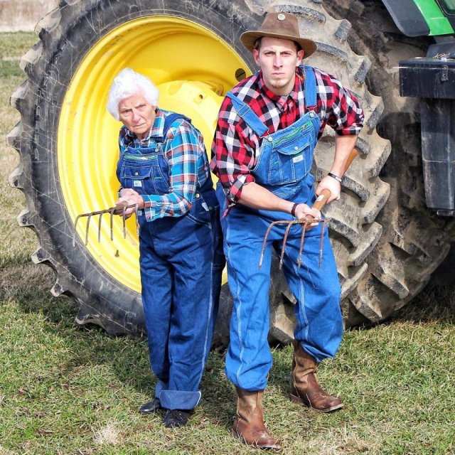 93-Year-Old Grandma And Her Grandson (30 pics)