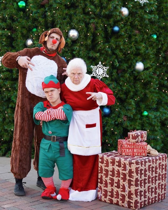 93-Year-Old Grandma And Her Grandson (30 pics)