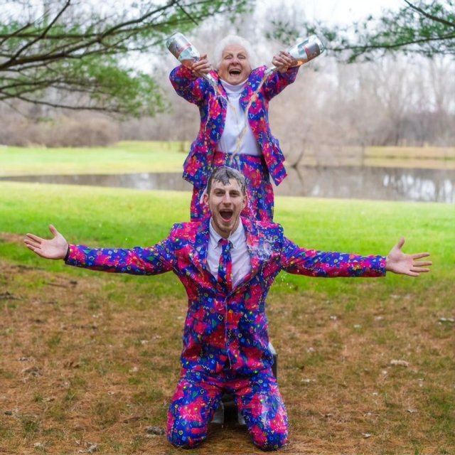 93-Year-Old Grandma And Her Grandson (30 pics)