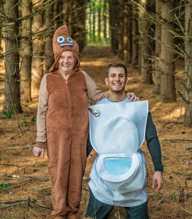 93-Year-Old Grandma And Her Grandson (30 pics)