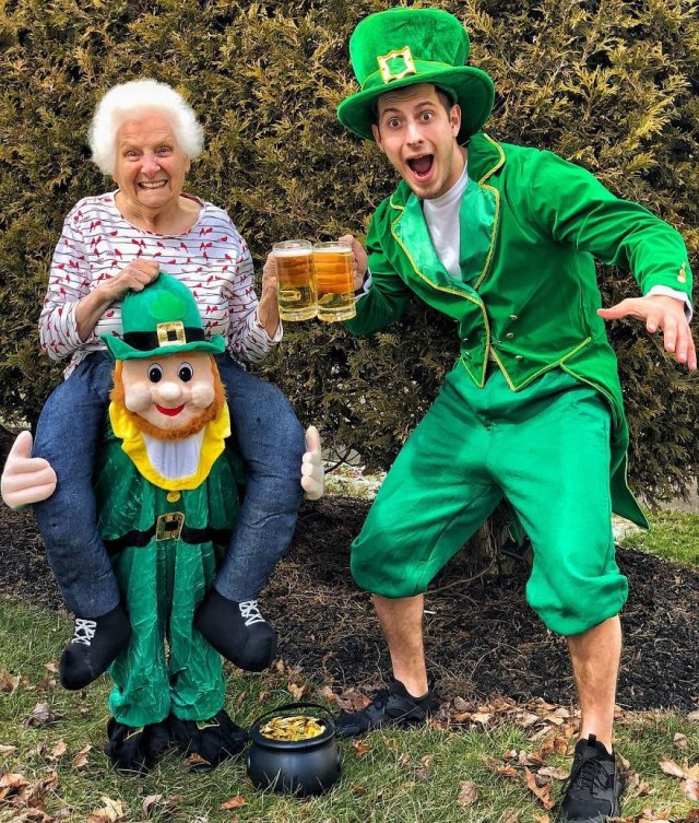 93-Year-Old Grandma And Her Grandson (30 pics)