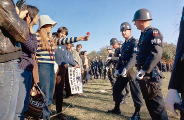 Interesting Historical Moments (16 pics) Interesting Historical Moments (16 pics)