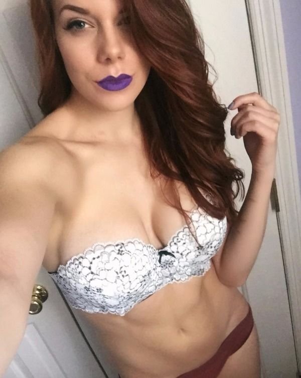 Redhead Beauties (52 pics)