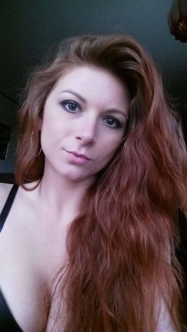 Redhead Beauties (52 pics)